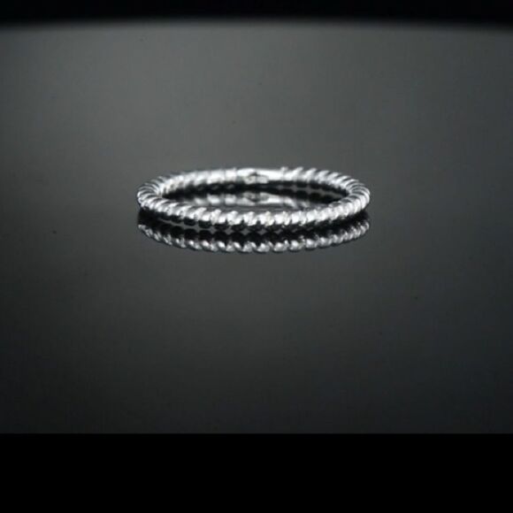 925 Sterling Silver Thin Twisted Stackable Ring Simple Silver Band Ring - Picture 3 of 10